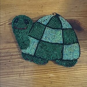 Beaded Turtle Decor - Green and Black change purse